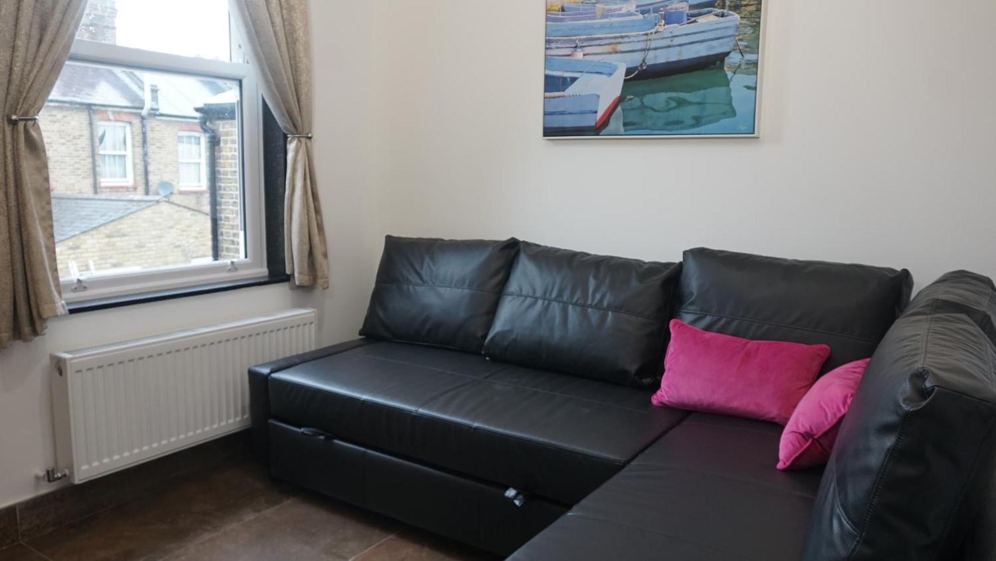 Beautiful London Home Sleeps 6, 2 Minutes To Metro Exterior foto